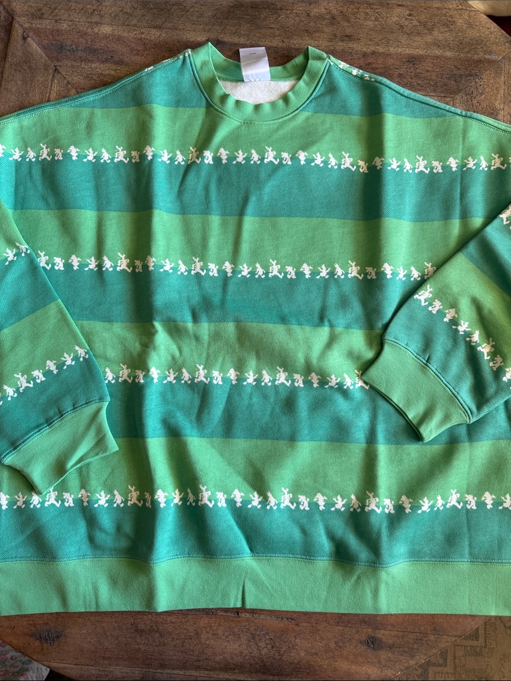 Disney Medium Striped Green Crewneck Sweater NWOT Walt Disney World